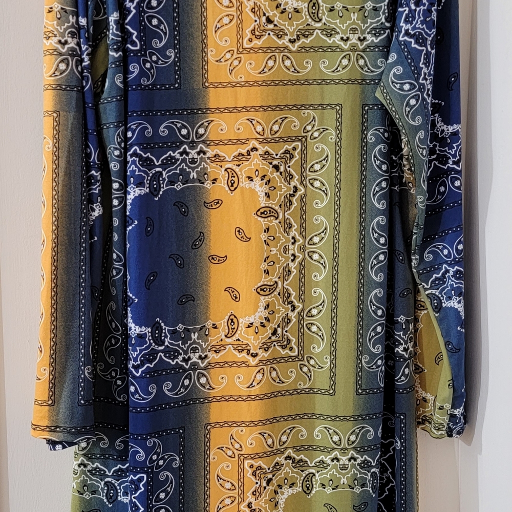 High low mid drift multi color shirt